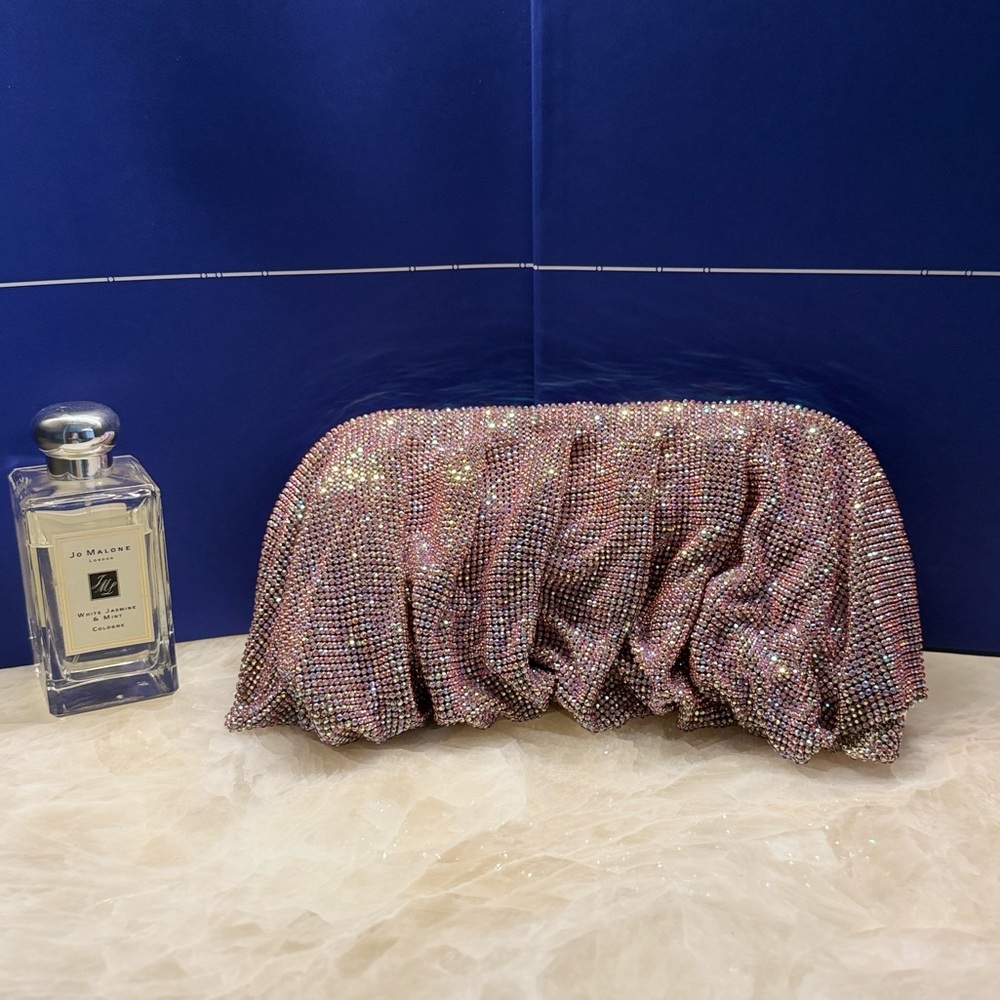 Benedetta Bruzziches Venus Clutch - Picture 2 of 16